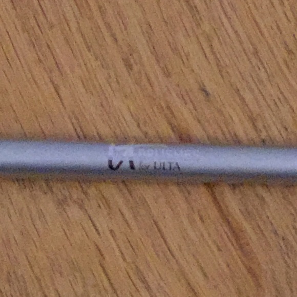 Ulta Angled Liner Airbrush - Picture 2 of 3